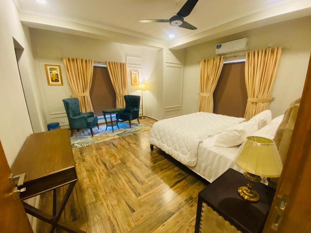 Holidazzle Serviced Apartments Bahria Town Rawalpindi Luaran gambar